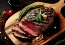 Bukan Sekadar Daging Sapi Panggang, Ini Esensi Steak, Awal Mula dan Transformasinya di Masa Kini