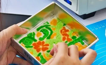 Proses pembuatan Dessert Box Batik Cake dengan oven listrik Polytron